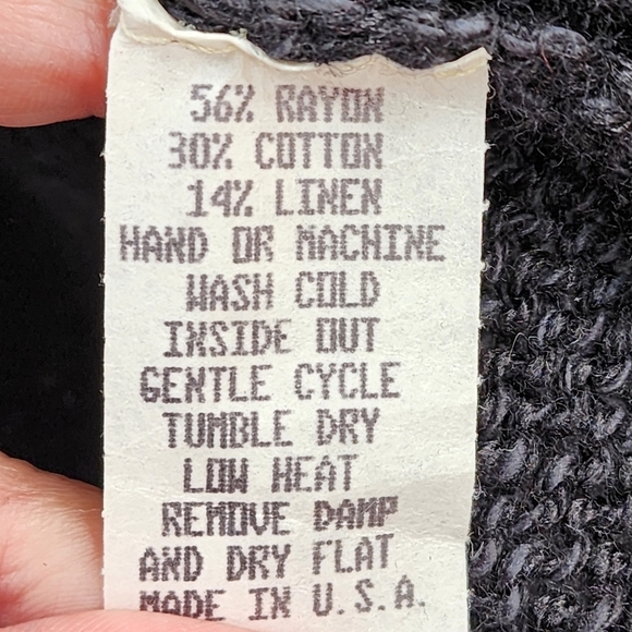 Hot Knots Women's Button Front Knitted Cardigan - Picture 8 of 8